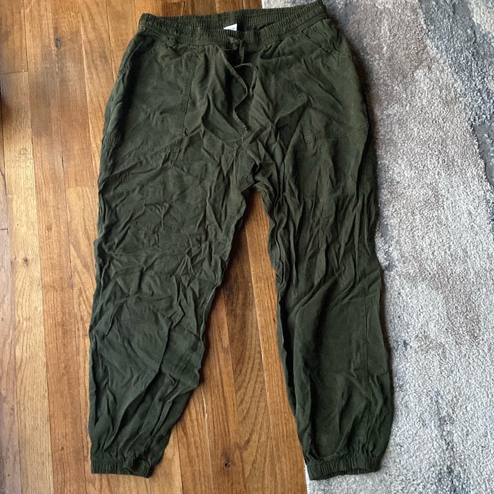 Pink VS Olive pants